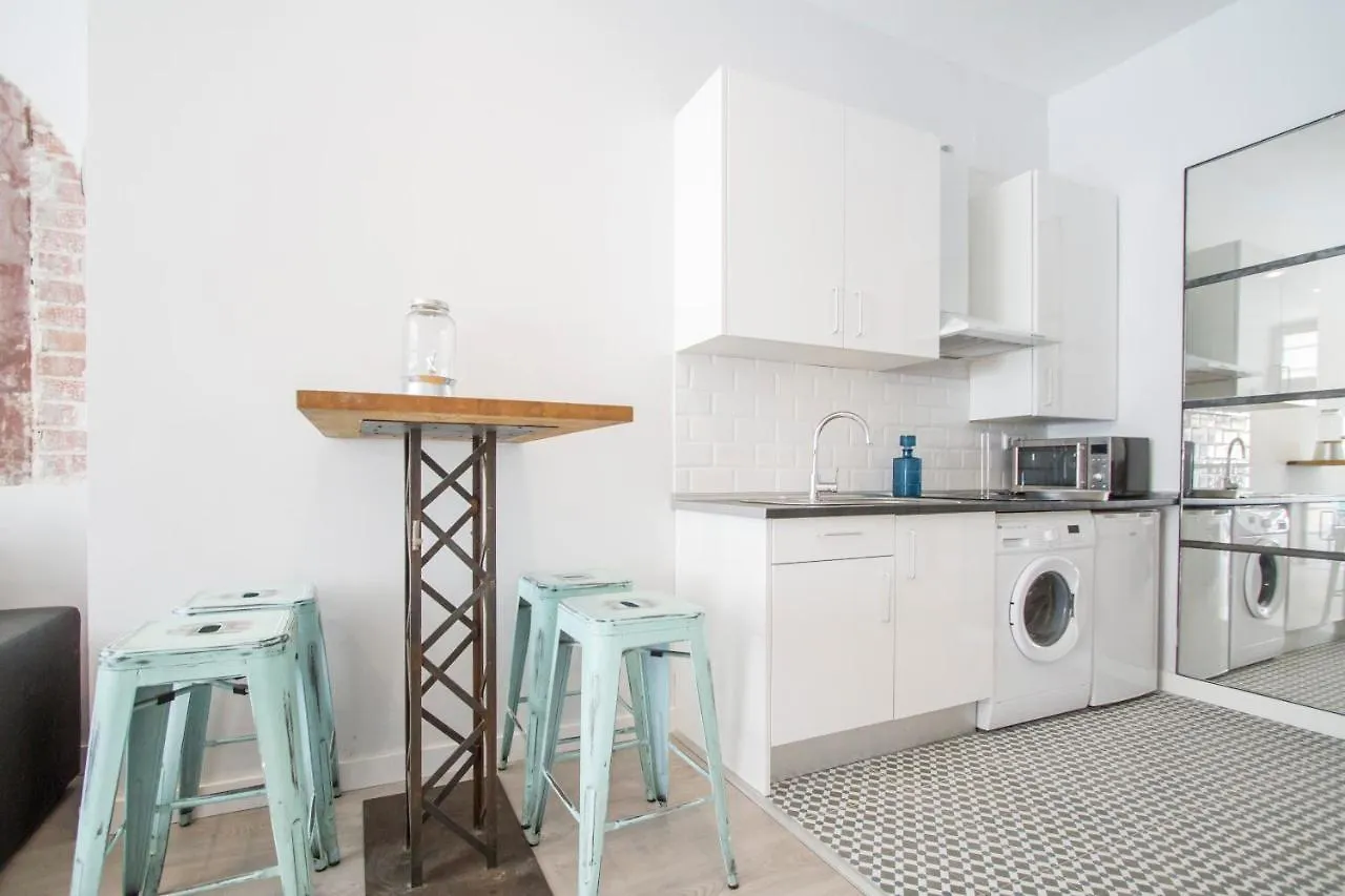 Moderno Estudio-Loft Chamartin Madrid Apartment